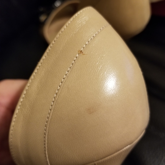 Valentino beige sandals with black bow size 39. Comfortable heel. VGUC - Picture 3 of 7